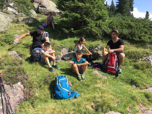 Zweite Rast vor dem Schlussaufstieg